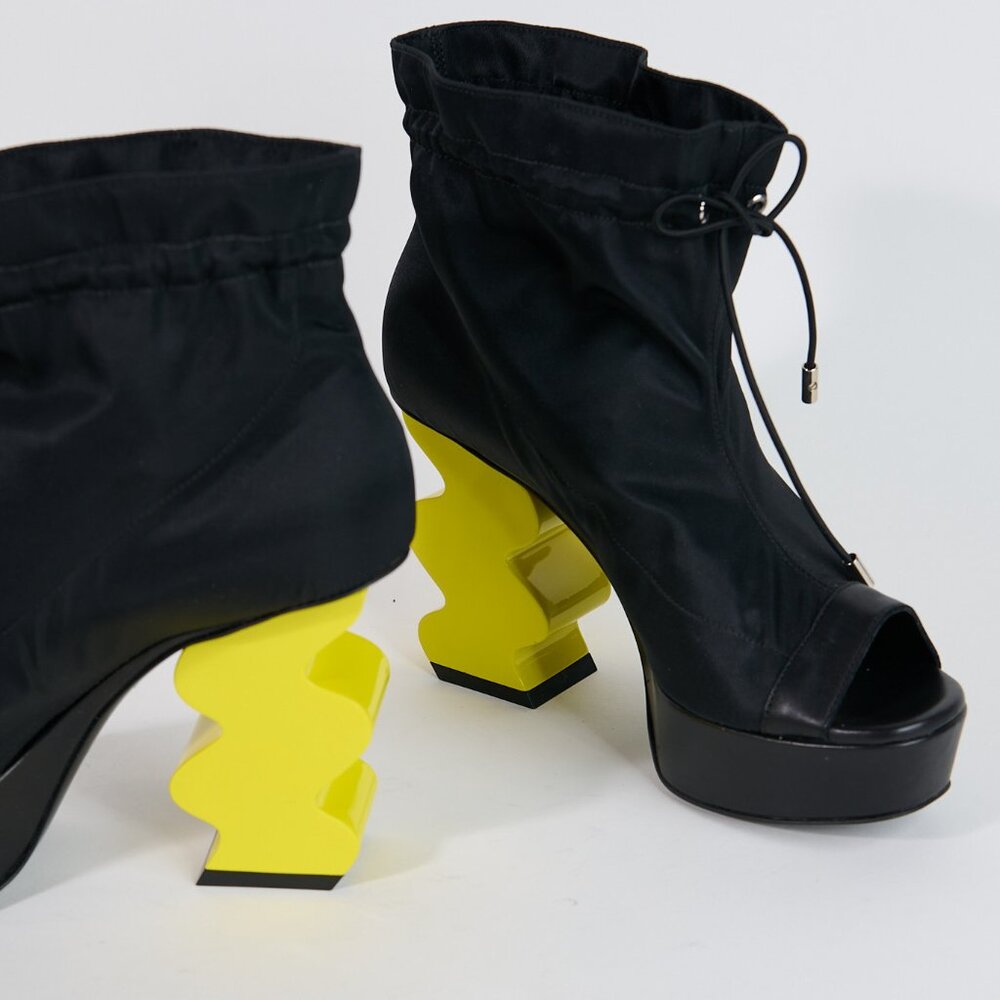 iRi Heels